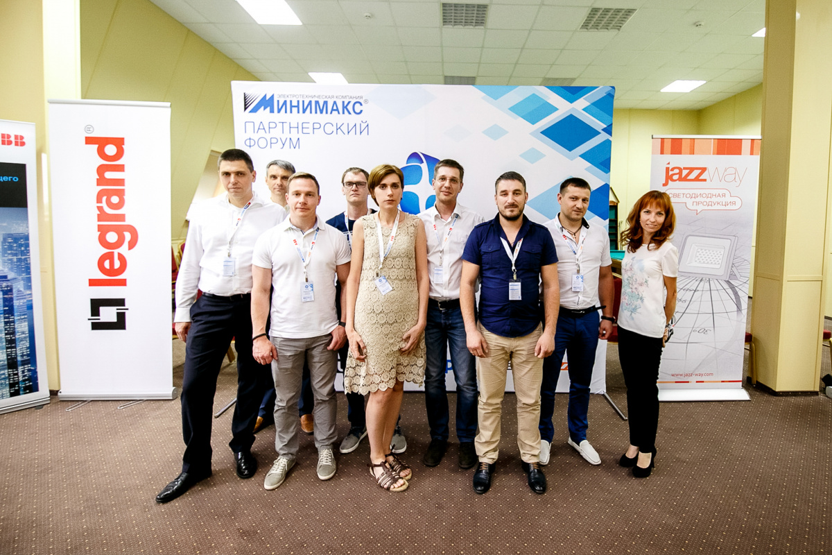 европлан ростов на дону. университет синергия пермь. донгис. датум групп сотрудники. федерация застройщиков.