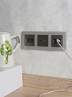 BRITE С/У сталь Розетка USB A+C 18Вт РЮ11-1-БрС IEK
