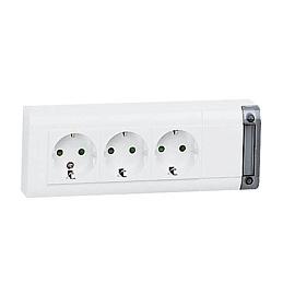 Блок розеточный 3х2К+З 16А нем.стд. 050625 Legrand