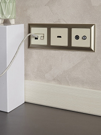 Розетка  двойная RJ11+RJ45 кат.5E РК/Т12-БрКр бежевый  BRITE  BR-KT20-O-1-K10 IEK