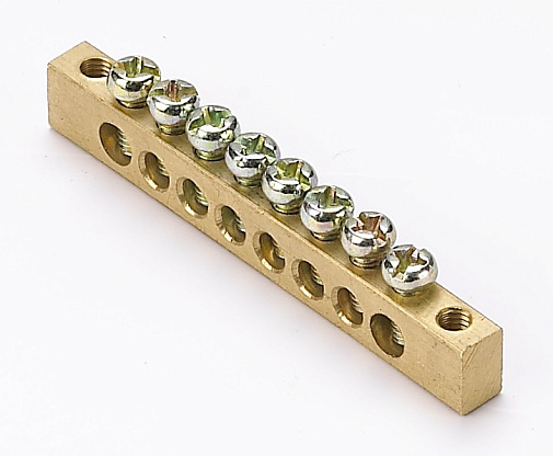 Изображение товара Шина нулевая 8 групп, крепеж по краям, сечение 6x9 м 32002DEK DEKraft SE