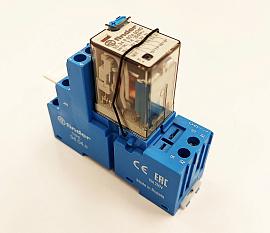 Комплект реле 4CO 7A 230В AC кн.ТЕСТ мех.индик. + розетка винт. клеммы метал. клипса (55.34.8.230.0040 + 94.04.9SMA) IP20 сделано в России 583482300040SMR Finder