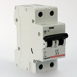 Выключатель автоматический модульный TX3 25А 2П двухполюсный C 6кА 404044 Legrand