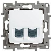 Legrand 778021 Розетка 2К+З с винтовыми клеммами Tenara 220 В