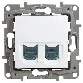 Legrand 778021 Розетка 2К+З с винтовыми клеммами Tenara  220 В