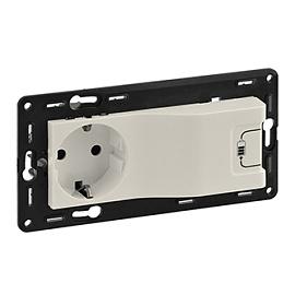 Розетка одинарная с USB Valena LIFE/ALLURE IN'MATIC скрытой установки 2К+З 16А+1000мА 250В с лицевой панелью слоновая кость 753210 Legrand