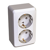 Изображение товара Розетка двойная ЭТЮД открытой установки с заземлением шторками белая Systeme Electric PA16-008B