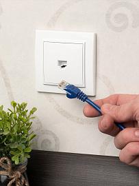 Розетка RJ45 компьютерная Минск скрытой установки в сборе белый ERK01-035-10 EKF